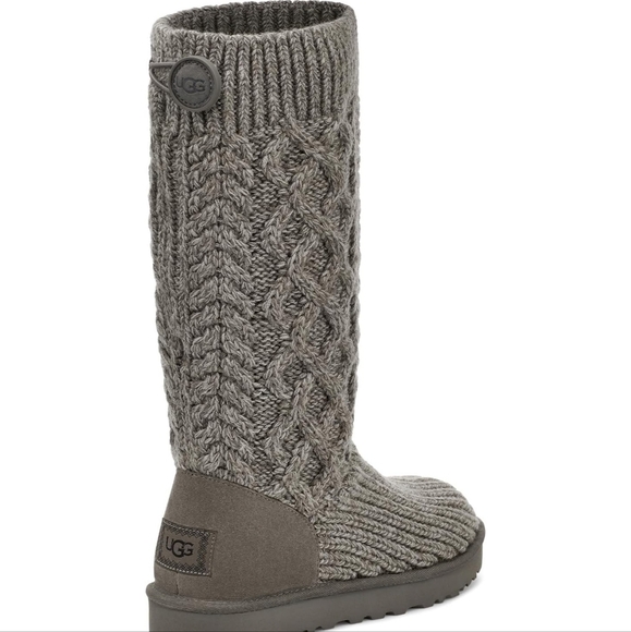 UGG Cardy Cabled Knit Boot - Picture 12 of 15